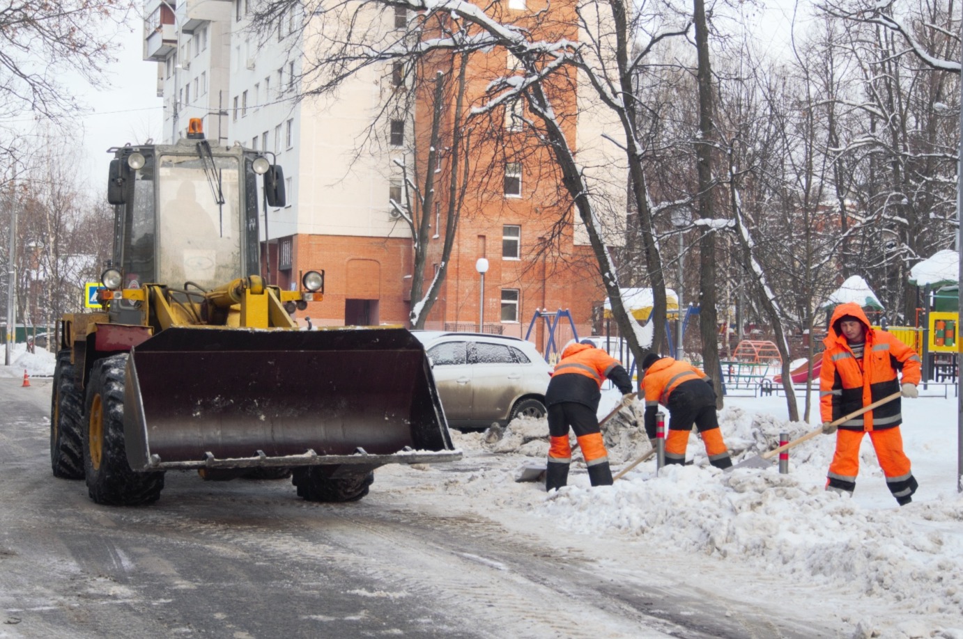 Городской ритм – газета городского округа Троицк | Лопаты в руки!